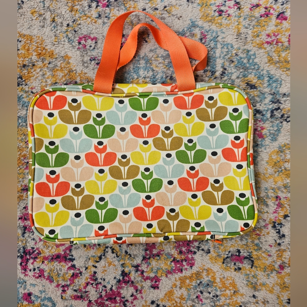 Orla Kiely Cosmetic Weekender Bag RARE PRINT Sweet Pea